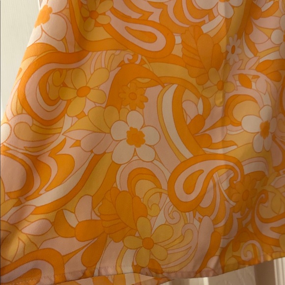 Hollister Orange and White Floral Mini Skirt - Picture 5 of 6